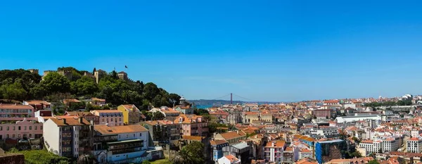 Vysokoúhlý Snímek Města Mnoha Budovami Lisabonu Portugalsko — Stock fotografie