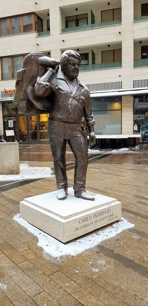 Budapest, Hongarije - 2020.02.14.: standbeeld van Carlo Pedersoli (Bud Spencer) in Boedapest, Hongarije) — Stockfoto