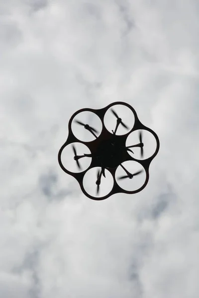 Drone en el aire —  Fotos de Stock