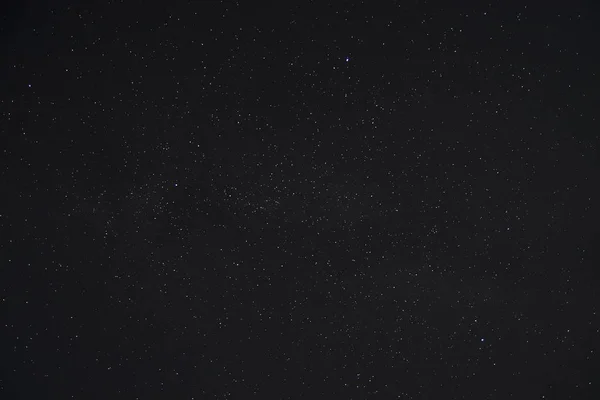 Bonito tiro de um céu estrelado noite — Fotografia de Stock