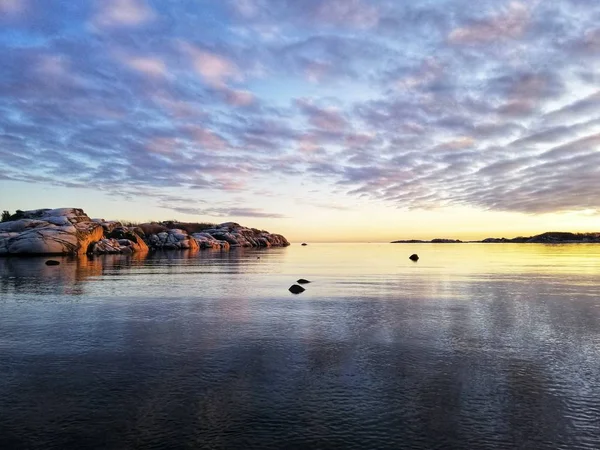 Mesmerising bright sunrise over the beach in Stavern, Norway — Stock fotografie