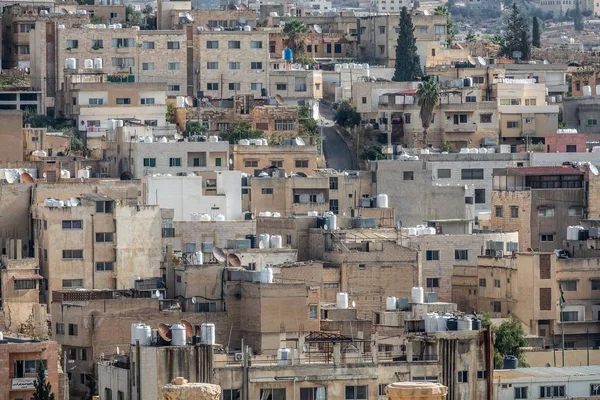 Vidvinkel Skott Flera Byggnader Stad Dagtid — Stockfoto