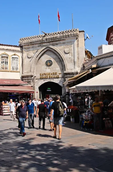 Il mercato del Grand Bazaar a Istanbul, Turchia. Questa è un'attrazione turistica popolare in città — Foto Stock