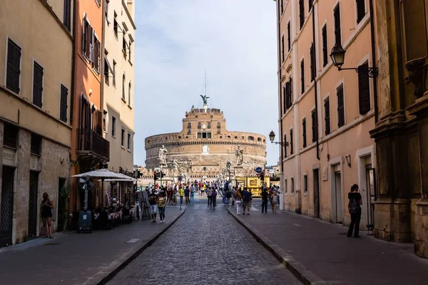 Una vista unica sul Castel Sant'Angelo a Roma — Foto Stock