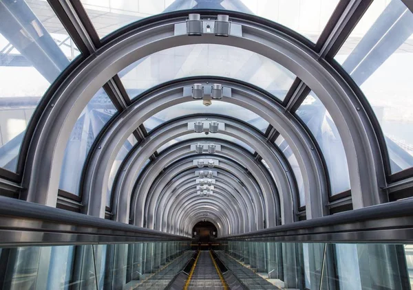 Hermosa toma del Edificio Umeda Sky en Osaka, Japón durante el día — Foto de Stock