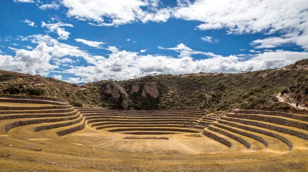 Gyönyörű Kilátás Nyílik Colina Völgyére Lélegzetelállító Felhős Alatt Amit Peruban — Stock Fotó