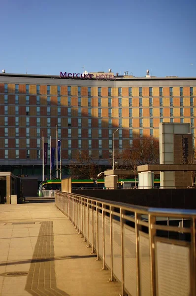 Mercure Hotelgebäude — Stockfoto