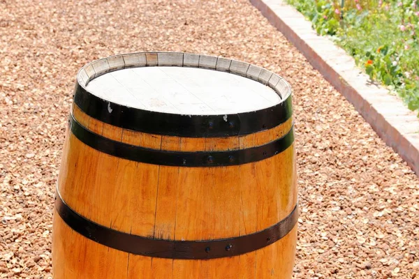 Closeup Shot Wooden Barrel Field — Stock Photo, Image