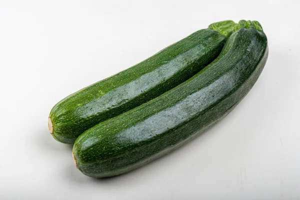 Närbild Bild Zucchini Med Vit Bakgrund — Stockfoto