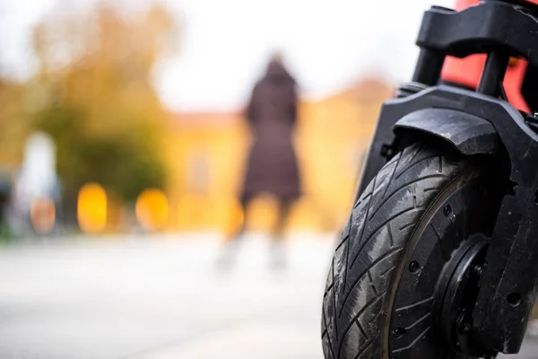 Een Close Shot Van Een Wiel Van Een Motorfiets Met — Stockfoto