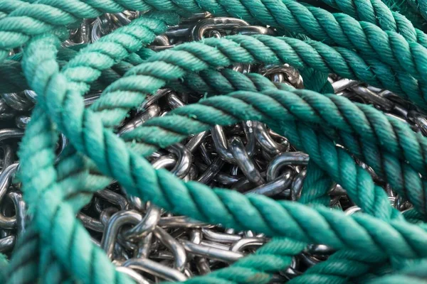 Closeup Shot Blue Tight Rope Silver Metal Chain — Stock Photo, Image