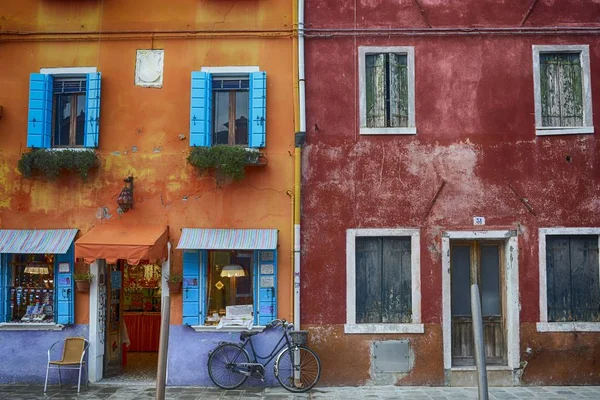 Old Red Orange Buildings Bicycle Parked Them — Stock Photo, Image