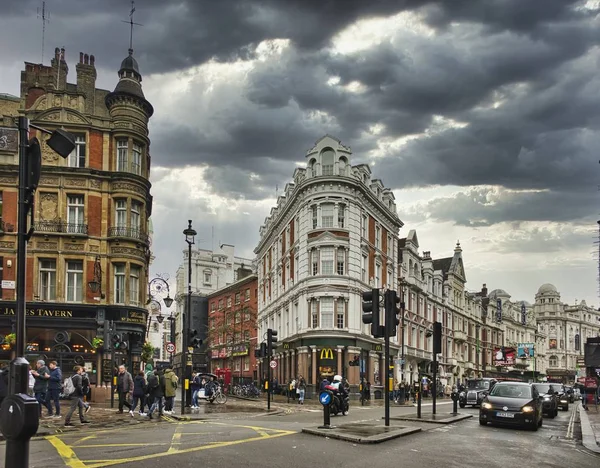 London United Kingdom Apr 2019 Scenery People Walking Famous James — ストック写真