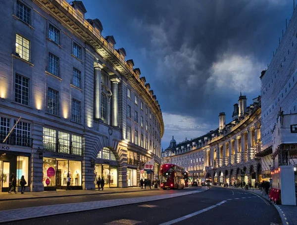 Londres Reino Unido Abr 2019 Cenário Pessoas Caminhando Histórica Cidade — Fotografia de Stock