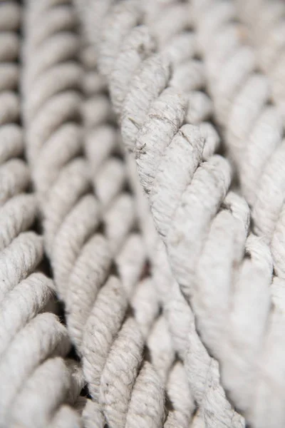 ภาพระยะใกล แนวต งของเช อกแน ขาวในฮวน ลาเซส — ภาพถ่ายสต็อก