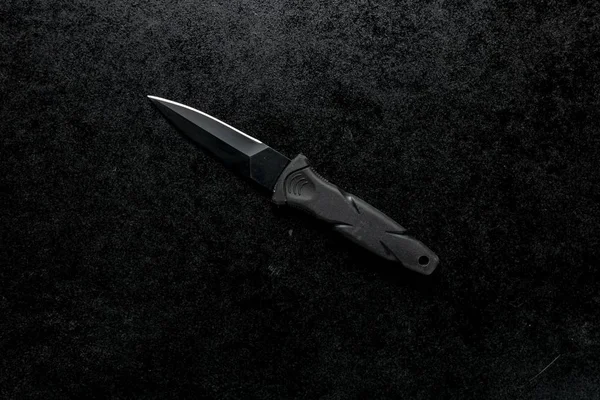 Черный Острый Маленький Нож Черной Ручкой — стоковое фото