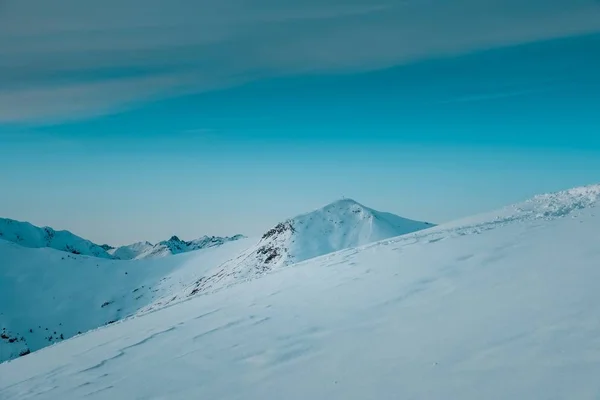 Panoramic Shot Top Snow Covered Mountain — Stok fotoğraf