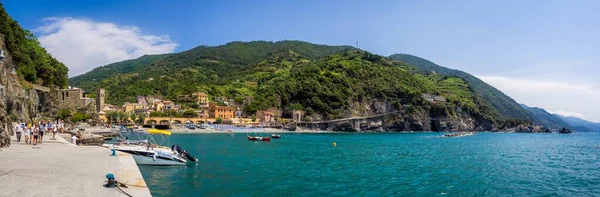 Monterosso Ιταλία Ιουλ 2019 Θάλασσα Και Αμμώδης Παραλία Spiaggia Fegina — Φωτογραφία Αρχείου