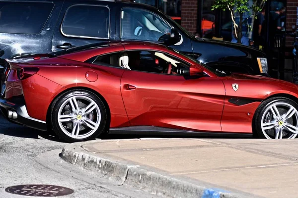 Downers Grove Abd Haziran 2019 Parlak Ferrari Bir Arabanın Güzel — Stok fotoğraf