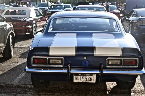 Dowers Grove Сша Jun 2019 Blue Ford Torino White Stripes — стокове фото