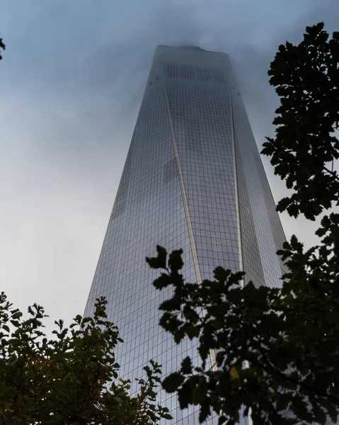 Colpo Basso Enorme Edificio Architettonico Moderno Memoriale New York Stati — Foto Stock