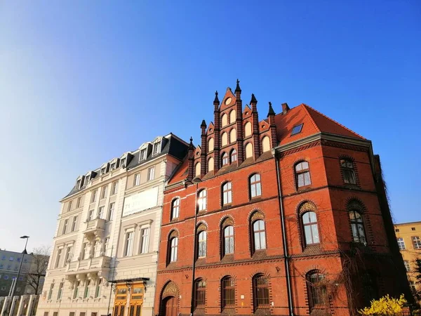 Hermoso Plano Edificios Ladrillo Rojo Blanco Varsovia Polonia — Foto de Stock