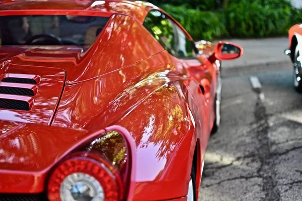 Downers Grove Estados Unidos Jun 2019 Close Carro Ferrari Vermelho — Fotografia de Stock