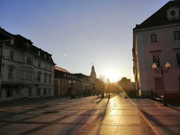 Disparo Las Calles Jelenia Gra Polonia Durante Amanecer — Foto de Stock