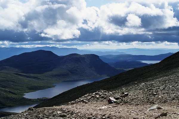 Widok na piękny krajobraz w Tuddal Gaustatoppen, Norwegia — Zdjęcie stockowe