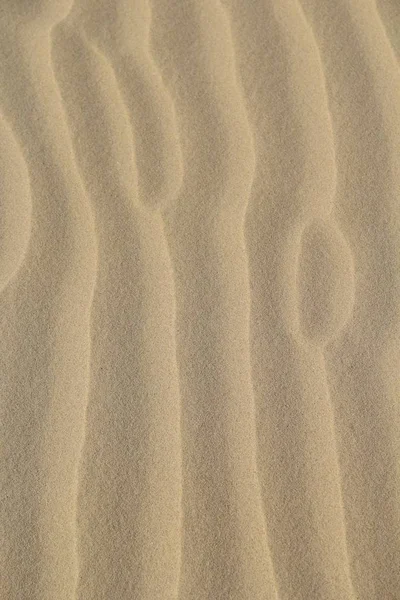 Відмінний знімок площі візерункового піску в піщаних дюнах — стокове фото