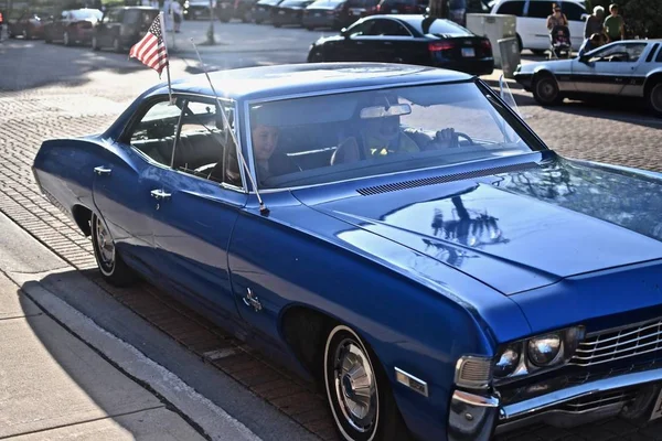 Downers Grove États Unis Juin 2019 Une Chevrolet Bleue Pendant — Photo