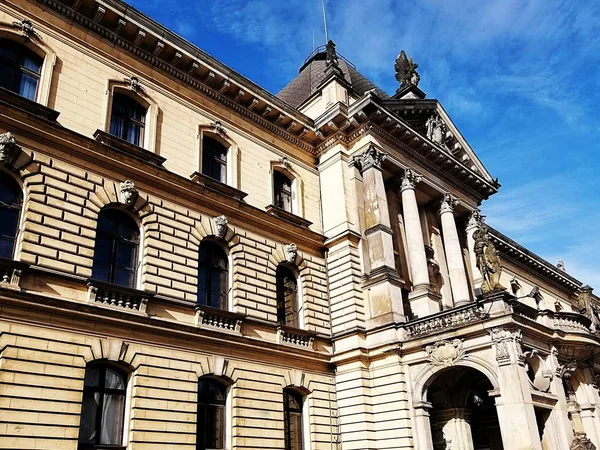 Vacker Historisk Byggnad Molnig Himmel Szczecin Polen — Stockfoto