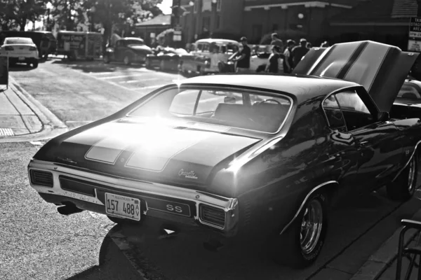 Dowers Grove Сша Jun 2019 Grayscale Shot Shiny Vintage Car — стокове фото