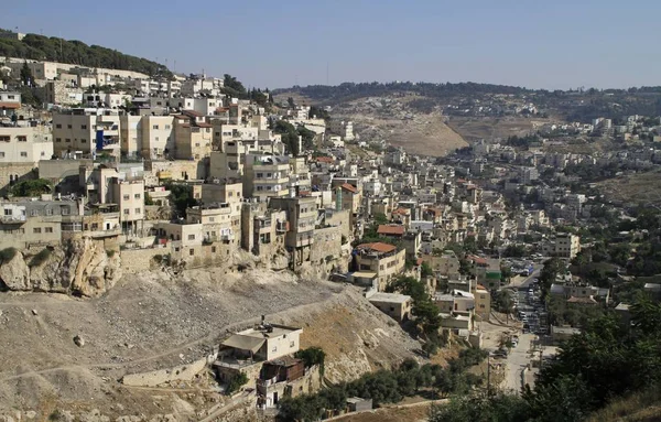 Weitwinkelaufnahme der Gebäude einer israelischen Stadt — Stockfoto