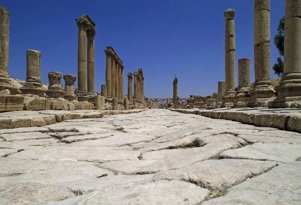 Πύργοι του αρχαίου αρχαιολογικού χώρου στην Ιορδανία — Φωτογραφία Αρχείου