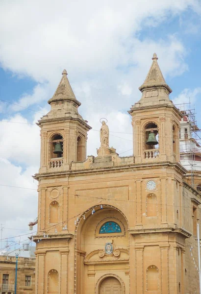 Dolní Pohled Budovu Rybářské Vesnici Marsaxlokku Maltě — Stock fotografie