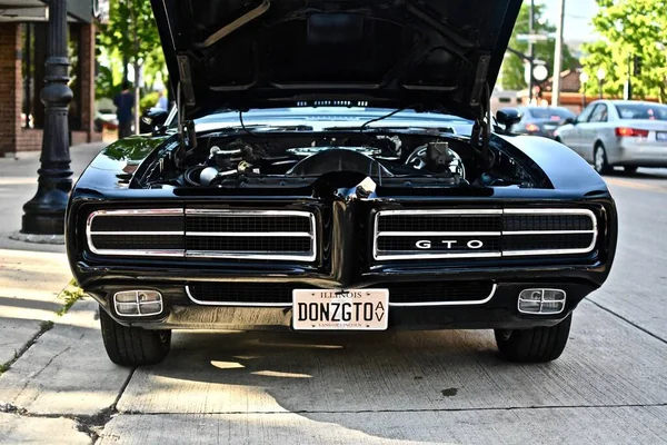 Downers Grove Usa Juni 2019 Ein Glänzender Schwarzer Pontiac Gto — Stockfoto