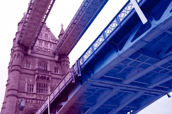 Obraz koncepcyjny Brexit składający się z Tower Bridge w Londynie. — Zdjęcie stockowe