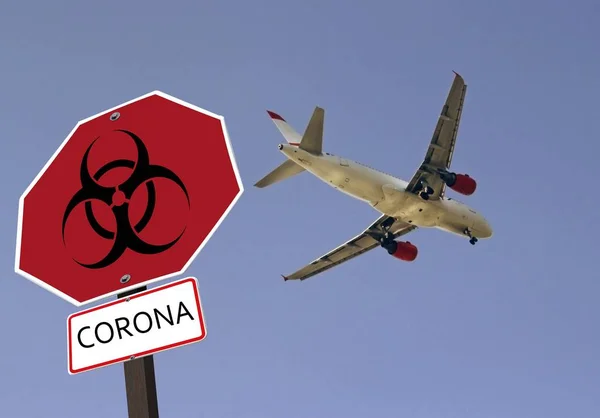 Coronavirus Road Sign Information Message Airplane Background — Stock Photo, Image