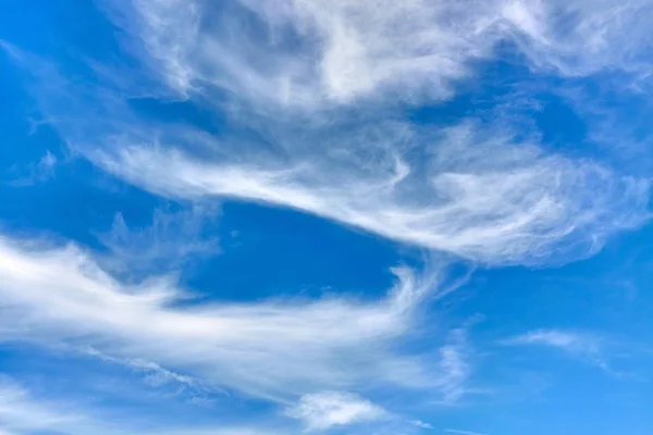 Mesmering view of the blue summer sky and fluffy clouds on Bornholm island, Denmark — Stock fotografie