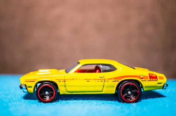 Poznan Pologne Févr 2020 Yellow Mattel Hot Wheels Classic Dodge — Photo