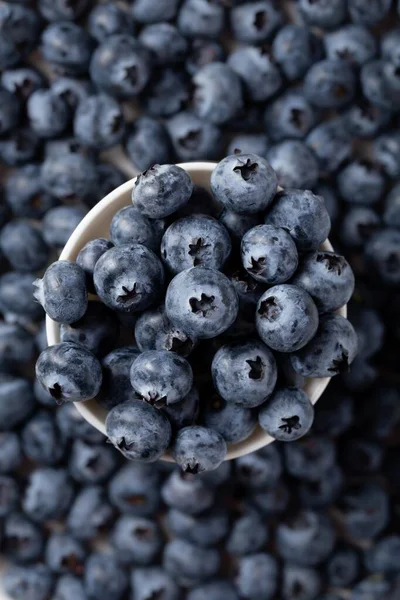 Vertical Shot Bowl Blueberries Blueberries Background — Stock Photo, Image