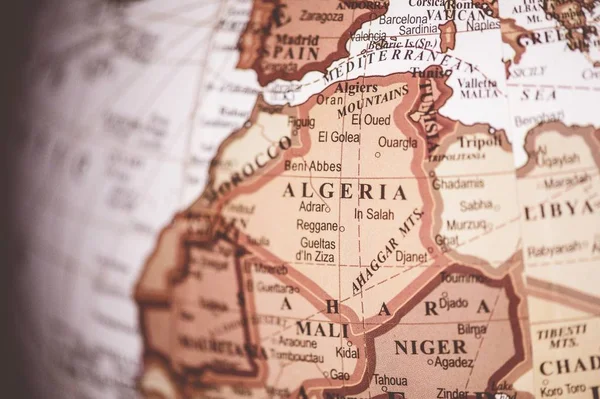 Gros plan de l'Algérie sur la carte du monde - excellent pour des articles géographiques — Photo