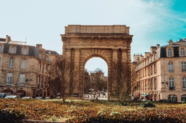 Gyönyörű felvétel Burgundia kapujáról Bordeaux-ban, Franciaországban — Stock Fotó