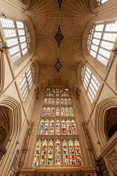 Plano Vertical Bajo Ángulo Abadía Bath Reino Unido — Foto de Stock
