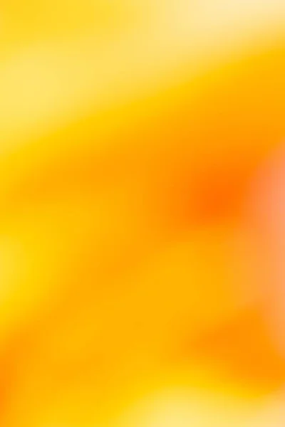 Vertikale abstrakte Darstellung weicher, glatter, verschwommener Schattierungen gelber Hintergrundfarben — Stockfoto