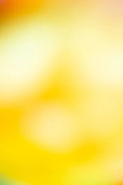 Vertikale abstrakte Darstellung weicher, weicher, verschwommener gelber und weißer Hintergrundfarben — Stockfoto