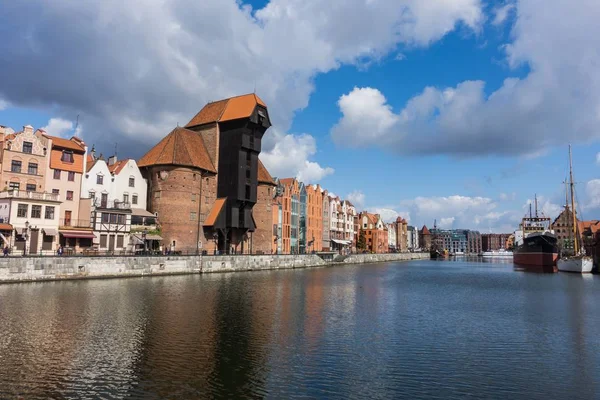 Vackra Byggnader Belägna Vid Floden Gdansk Polen — Stockfoto