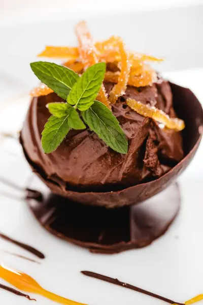 Вкусный Десерт Чашке Шоколада — стоковое фото