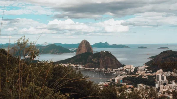 Een Hoge Hoek Uitzicht Een Prachtig Landschap Rio Janeiro Brazilië — Stockfoto